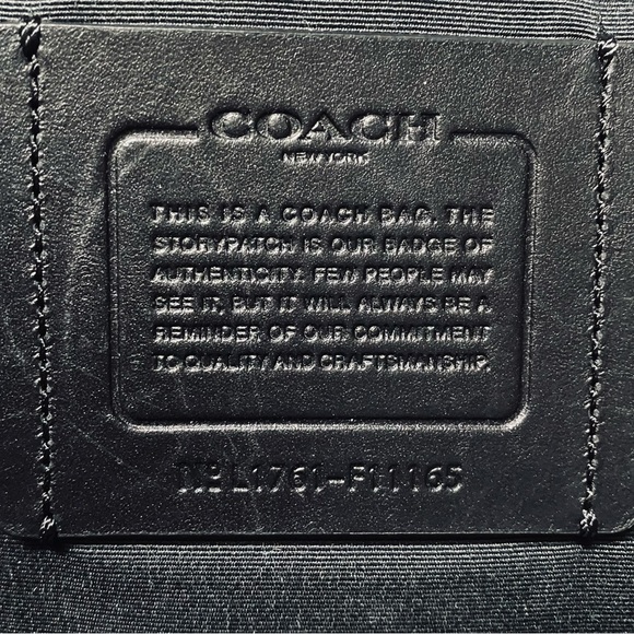 Men’s Coach West Pack - Picture 6 of 11